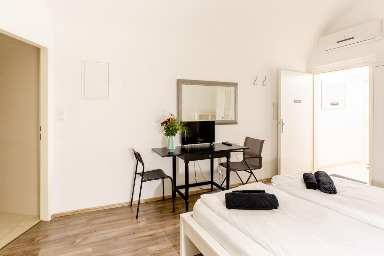 Air Condition I All Sights In Walking Distance I 201 Mbit Wifi Vienne Extérieur photo